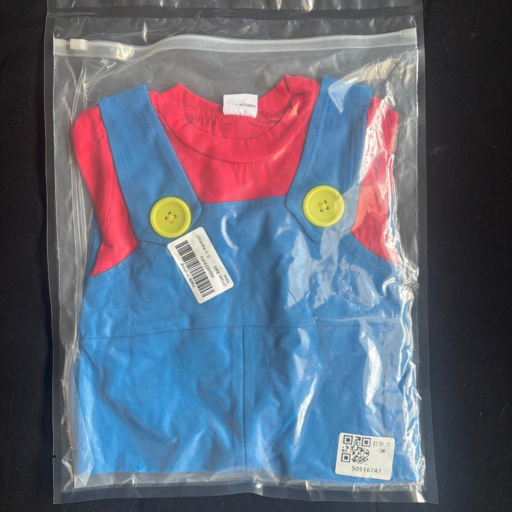 Mario Themed Costume Size 0-3 Months - Picture 2 of 8